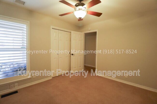 Building Photo - 3702 E 85th Pl