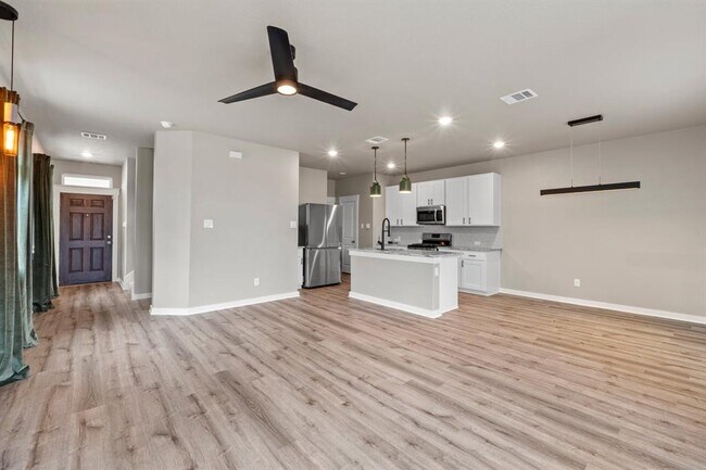 Building Photo - 2251 Rocoso Trl