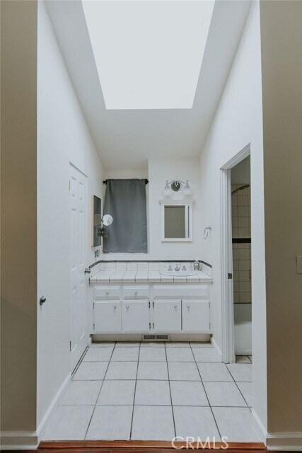 Building Photo - 4900 E Chapman Ave