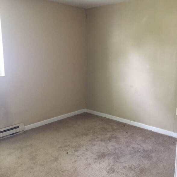 Building Photo - 110 W Walnut St