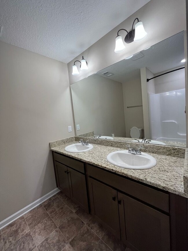 Building Photo - New Home in Smiths Station