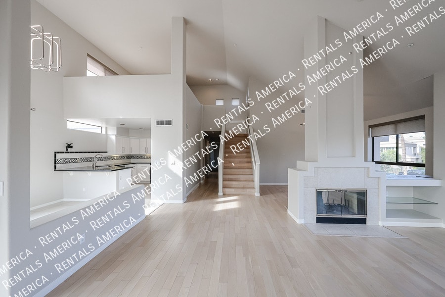 Building Photo - 7400 E Gainey Club Dr