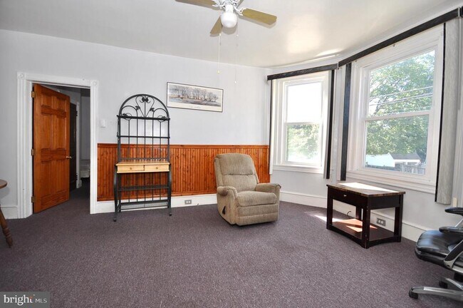 Building Photo - 223 Ryers Ave