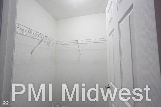 Building Photo - 18058 Cristin Way