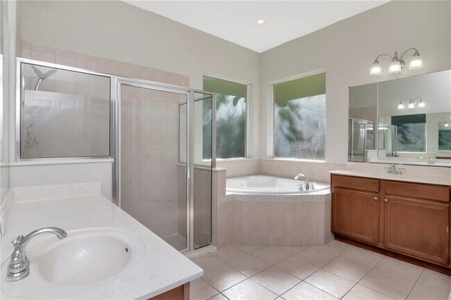 Building Photo - 16102 Colchester Palms Dr