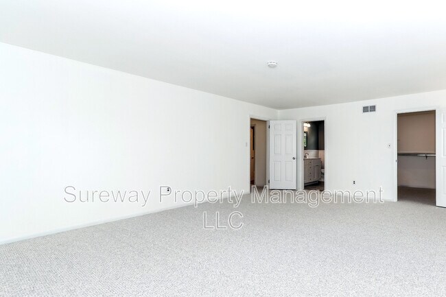 Building Photo - 276 Highland Ave