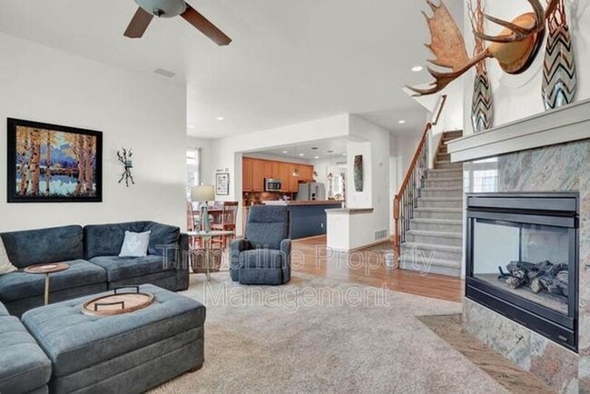 Building Photo - 2030 Silver Creek Dr