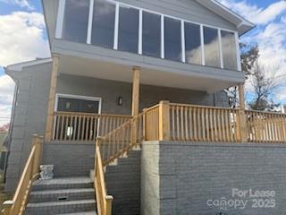 Building Photo - 314 N Ridge Ave