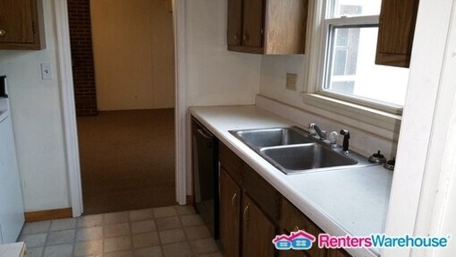 Building Photo - 1215 Webster St