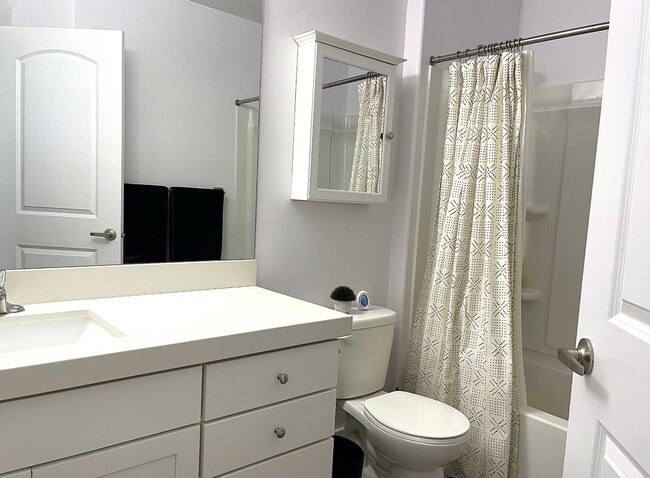 Building Photo - 1766 W Dalmeny Way