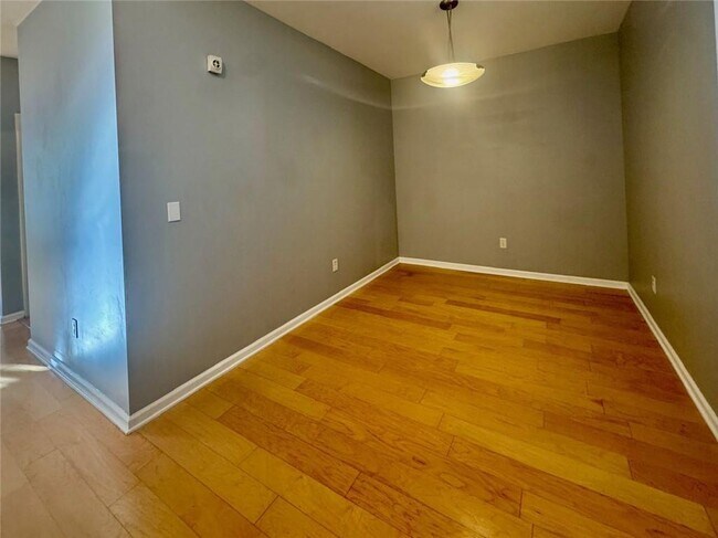 Building Photo - 821 Ralph McGill Blvd NE