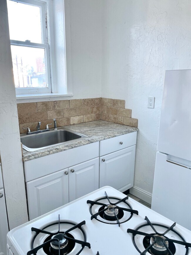 photo feb 04, 4 03 45 pm - Cross Apartments