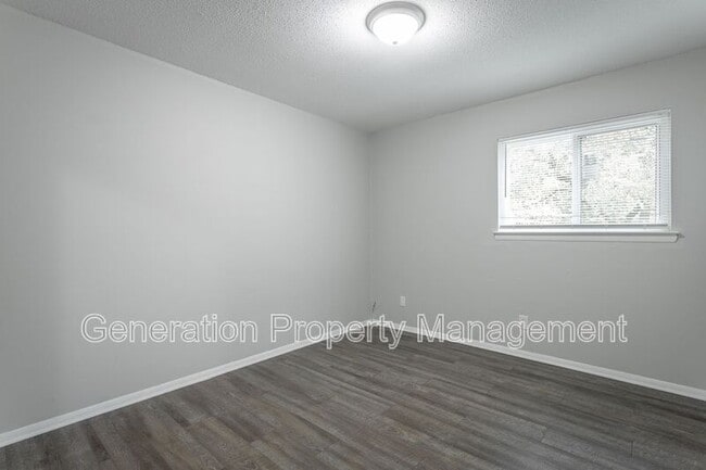 Building Photo - 113 Goodson Ave