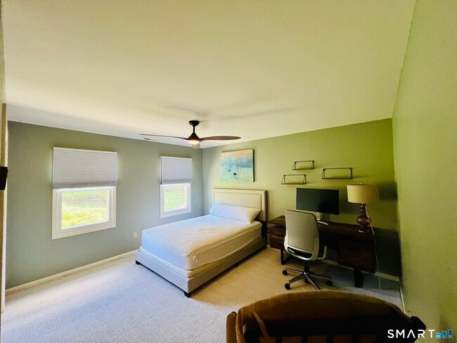 Building Photo - 679 Aspen Ln