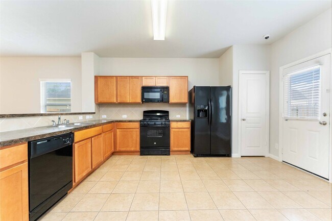 Building Photo - 2206 Grand Isle Ln