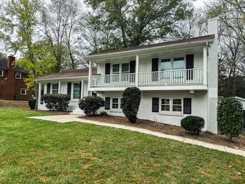 Primary Photo - 7601 Bedfordshire Dr