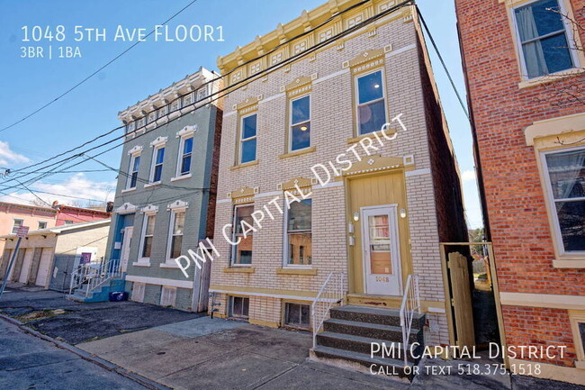 Building Photo - 1048 5th Ave