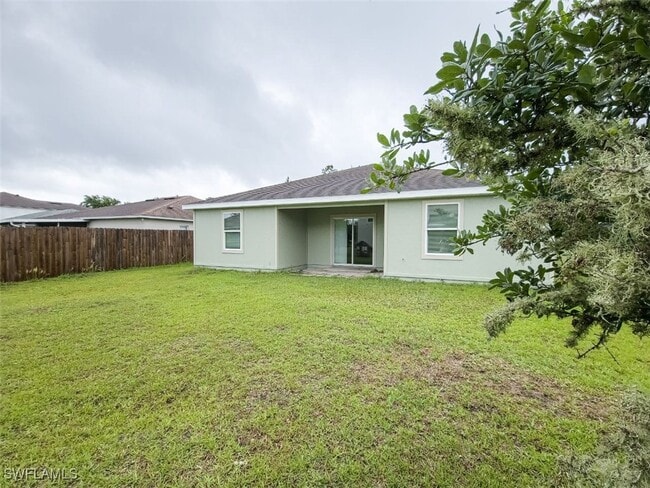 Building Photo - 608 Islamorada Dr N