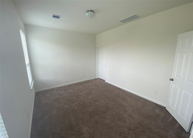 Building Photo - 4414 Adlington St