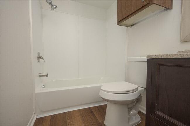 Building Photo - 8100 Cambridge St