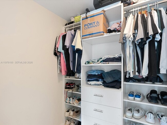 Building Photo - 90 SW 3rd St