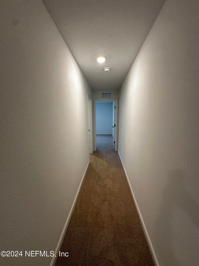 Building Photo - 35 Tidal Bch Ave