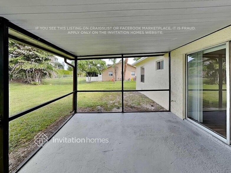 Building Photo - 9323 Southampton Pl