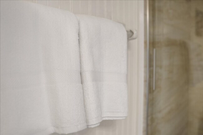 Building Photo - 1733 Sea Fair Dr