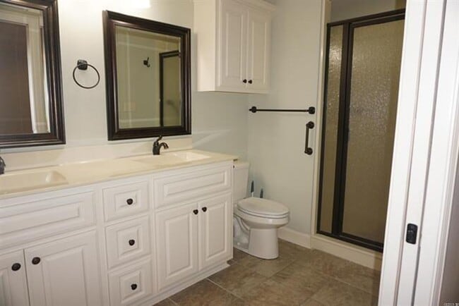 Building Photo - Beautiful Home in a Highly Desirable, Hard-to-Find Newer Neighborhood!