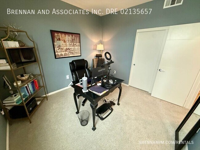 Building Photo - 1455 Banahaw Way