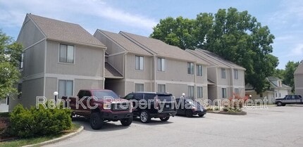 Building Photo - 211 W Main St