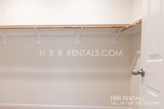 Building Photo - 312 E Liverno Ave