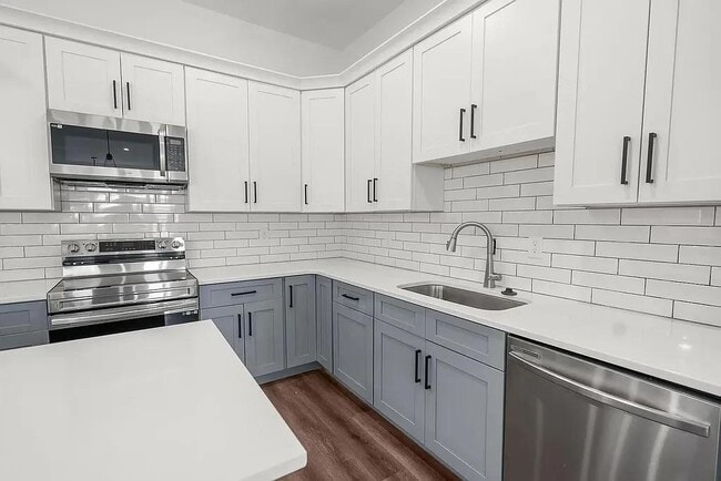 Building Photo - 4318 Woods St