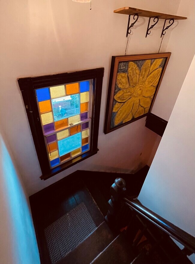 Building Photo - 39 Pearl St