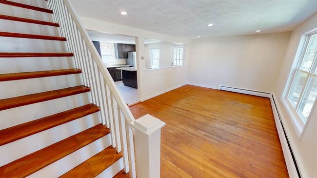 Building Photo - 30 Paul Ave