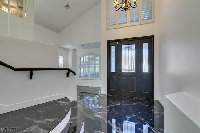 Building Photo - 174 Buena Ct