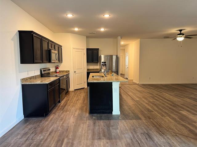 Building Photo - 2417 Silver Leaf Ln