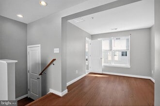 Building Photo - 12167 Waveland St