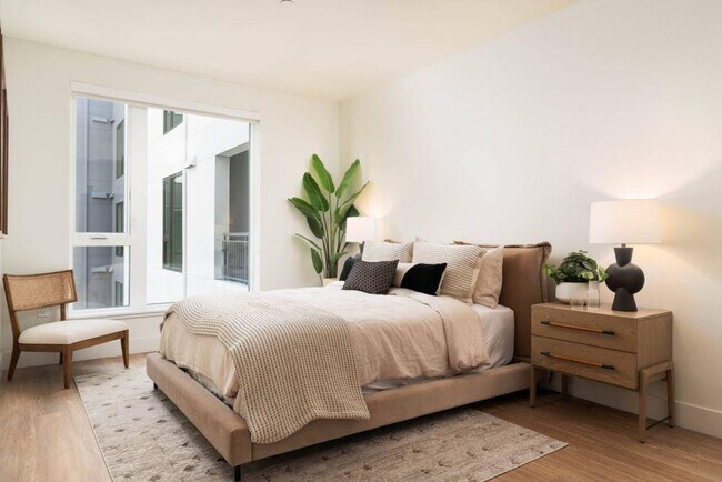 Building Photo - 1 Adrian Ct