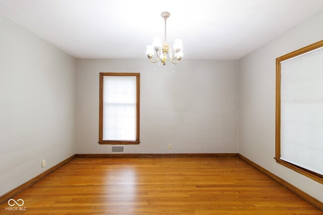 Building Photo - 6353 Riverview Dr