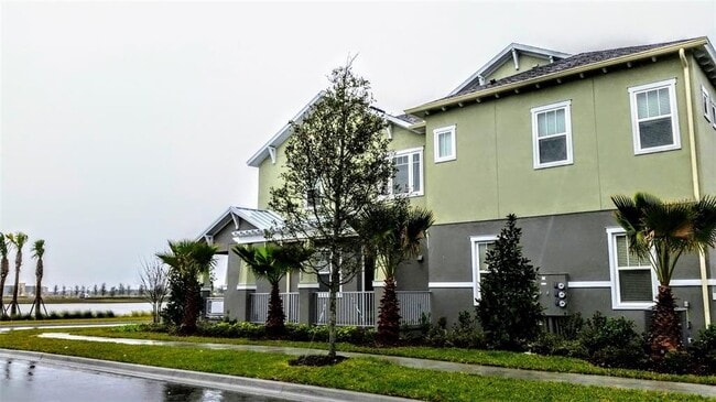 Building Photo - 13791 Benavente Ave