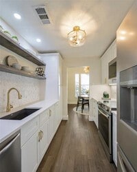 Building Photo - 3605 Brown St