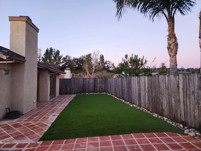 Building Photo - Elevated Living with Sunset Views