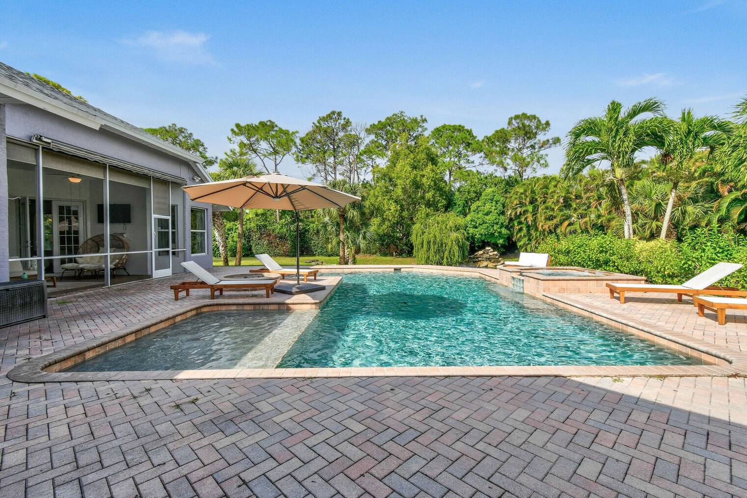 Building Photo - 14155 74th St N