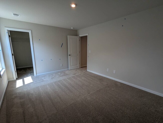 Building Photo - 3099 Blenheim Ct