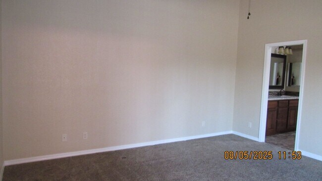 Building Photo - 3 bedroom 2 bathroom 2 car garage + 60FT R...