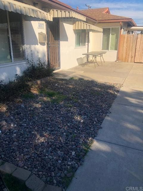 Building Photo - 4557 Clairemont Dr