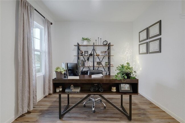 Building Photo - 910 Bunton Reserve Blvd