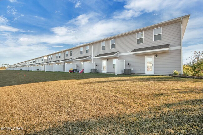 Building Photo - 1707 Jakes Dr