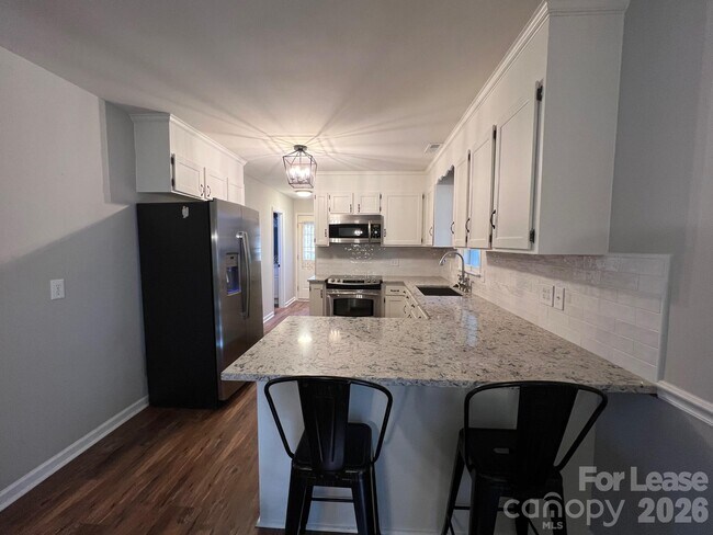 Building Photo - 20921 San Mateo Pl